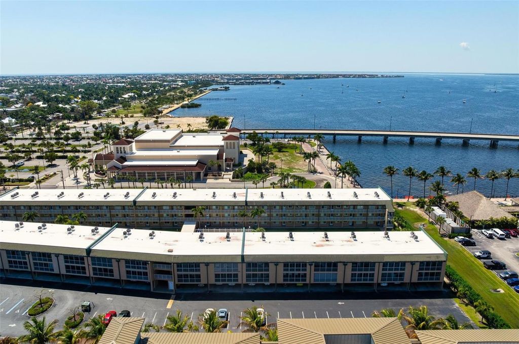 Image 33 of property listing at 150 HARBORSIDE AVENUE 303, Punta Gorda, FL 33950