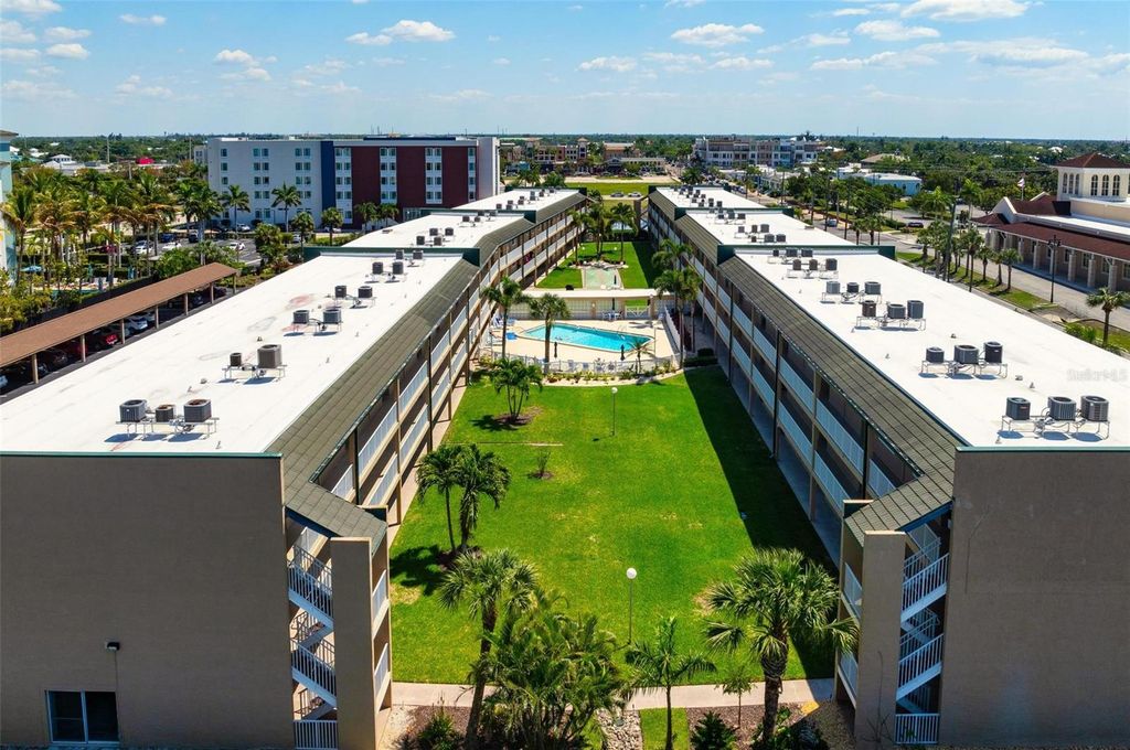 Image 40 of property listing at 150 HARBORSIDE AVENUE 303, Punta Gorda, FL 33950