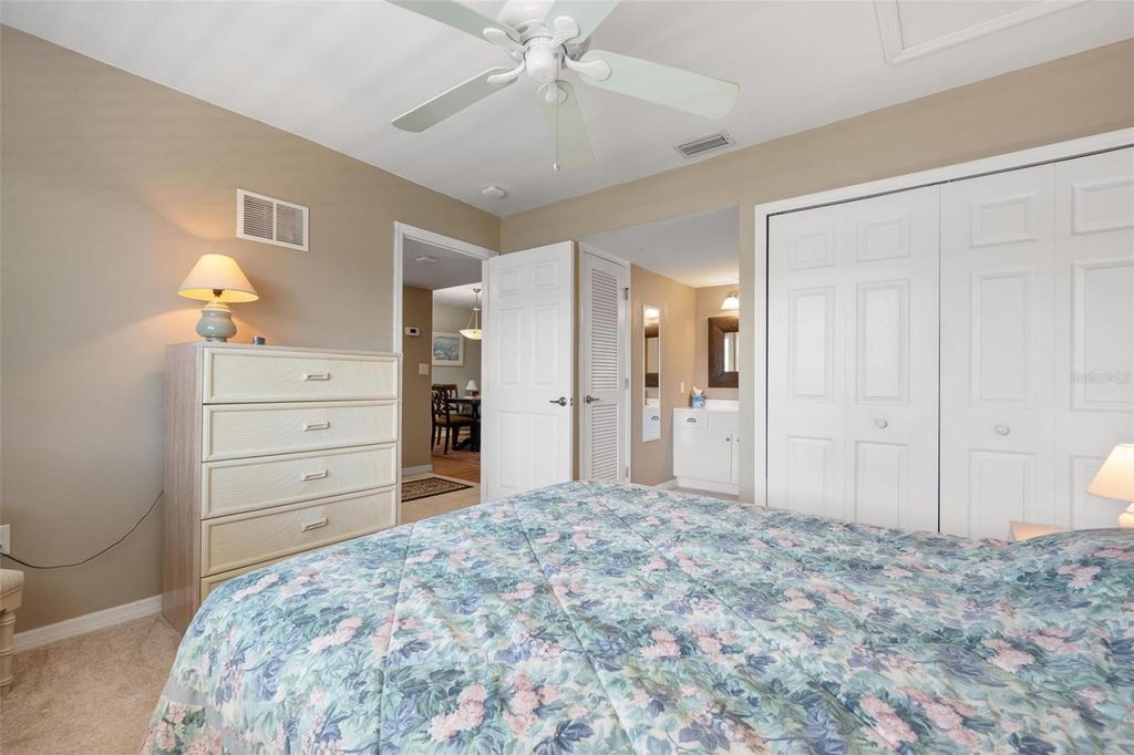 Image 6 of property listing at 150 HARBORSIDE AVENUE 303, Punta Gorda, FL 33950