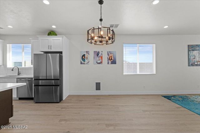 3961 W Highline Street, Thatcher, AZ 85552