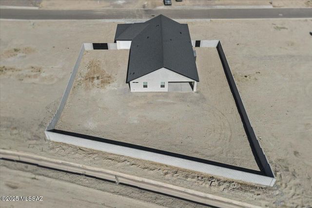 3961 W Highline Street, Thatcher, AZ 85552