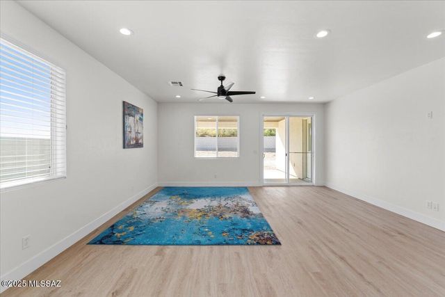 3961 W Highline Street, Thatcher, AZ 85552