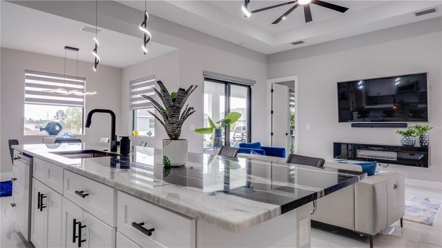 4211 10TH STREET SW, Lehigh Acres, FL 33976