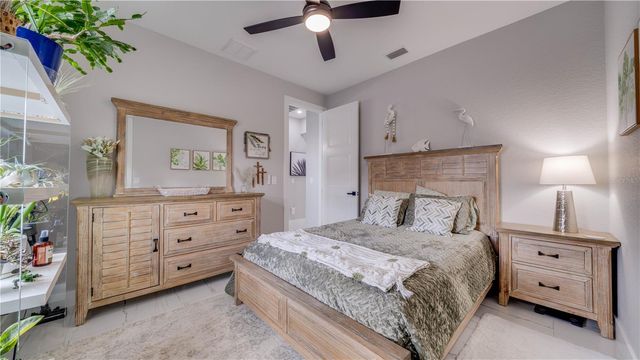 4211 10TH STREET SW, Lehigh Acres, FL 33976