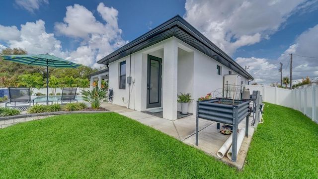 4211 10TH STREET SW, Lehigh Acres, FL 33976