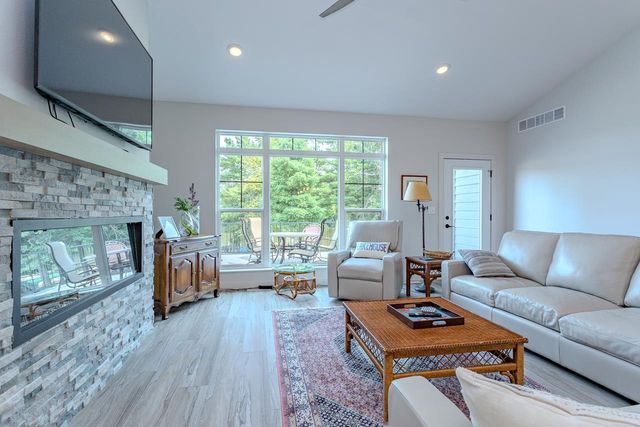 1106 W RIVER ROAD, Mosinee, WI 54455