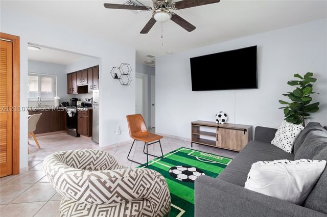 1201 NW 10th St 1-2, Dania Beach, FL 33004