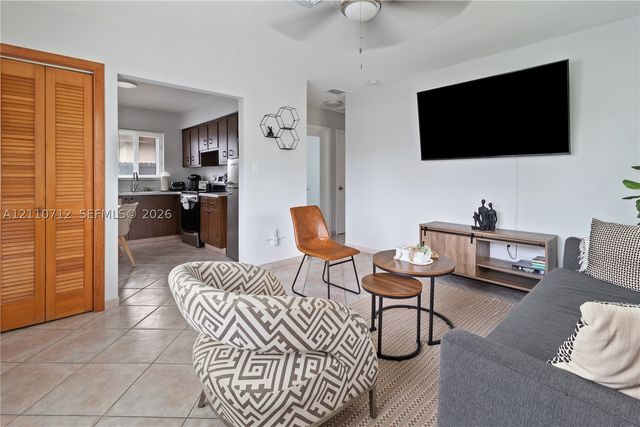 1201 NW 10th St 1-2, Dania Beach, FL 33004