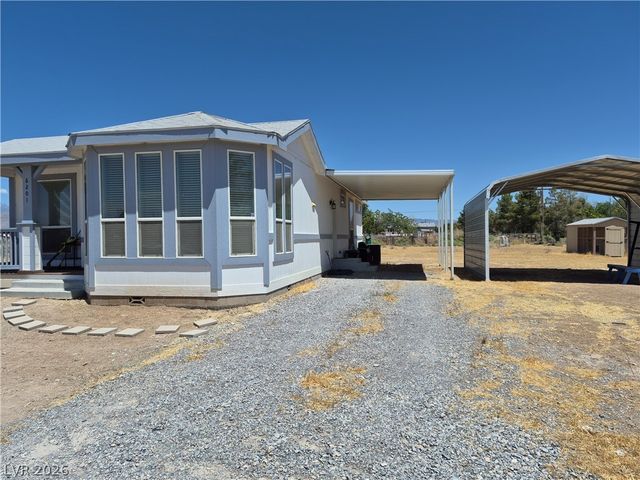 6201 Surrey Lane, Pahrump, NV 89048