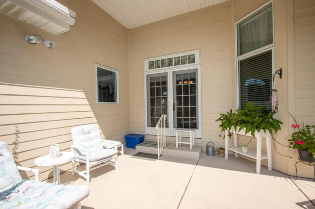 1910 Catkin Circle, Chesterton, IN 46304