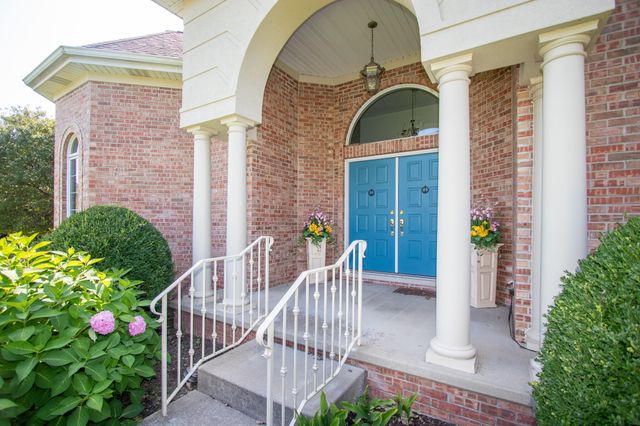 1910 Catkin Circle, Chesterton, IN 46304