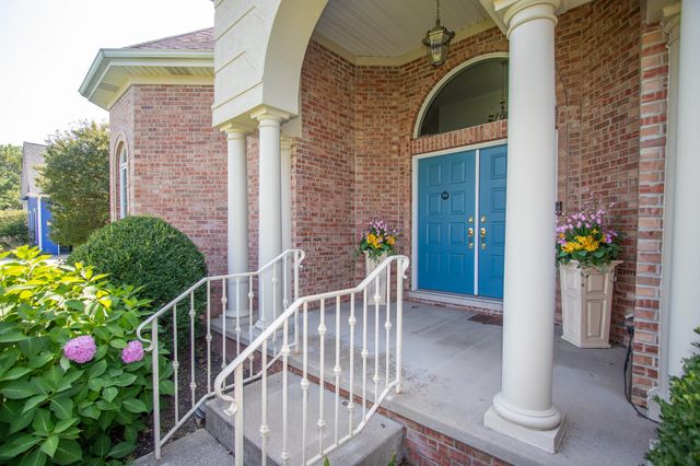 1910 Catkin Circle, Chesterton, IN 46304