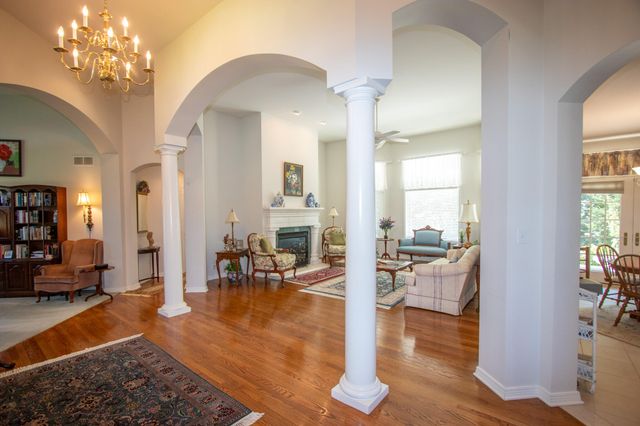 1910 Catkin Circle, Chesterton, IN 46304
