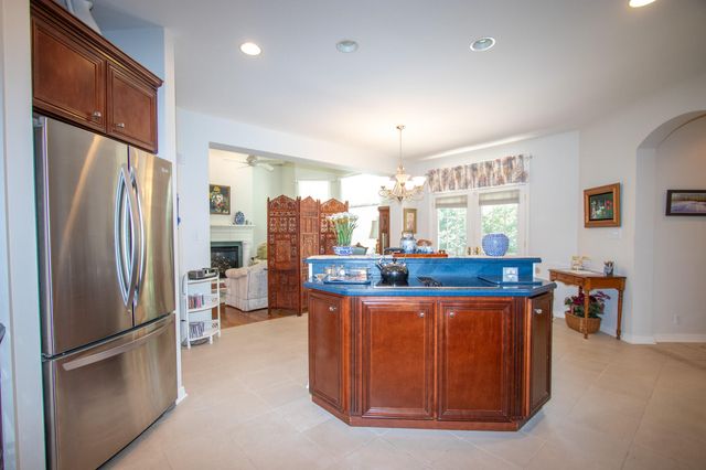 1910 Catkin Circle, Chesterton, IN 46304