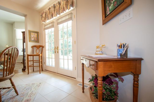 1910 Catkin Circle, Chesterton, IN 46304