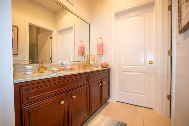 1910 Catkin Circle, Chesterton, IN 46304