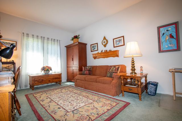 1910 Catkin Circle, Chesterton, IN 46304