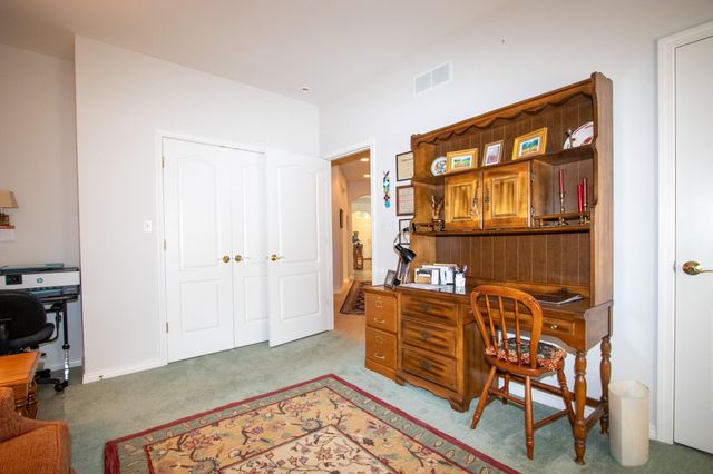 1910 Catkin Circle, Chesterton, IN 46304