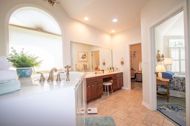 1910 Catkin Circle, Chesterton, IN 46304