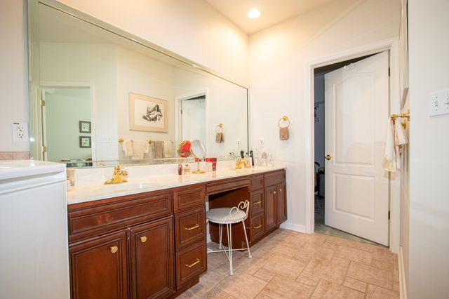 1910 Catkin Circle, Chesterton, IN 46304