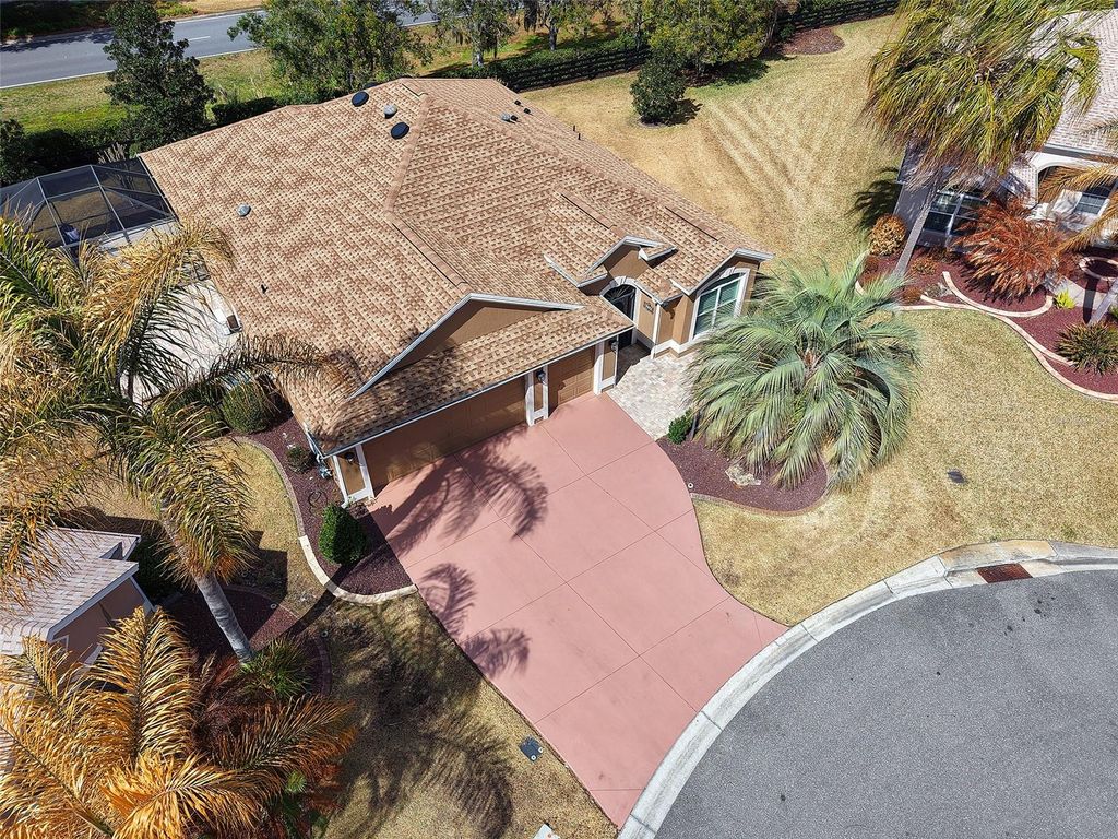 Image 36 of property listing at 1350 CENTERVILLE PLACE, The Villages, FL 32162