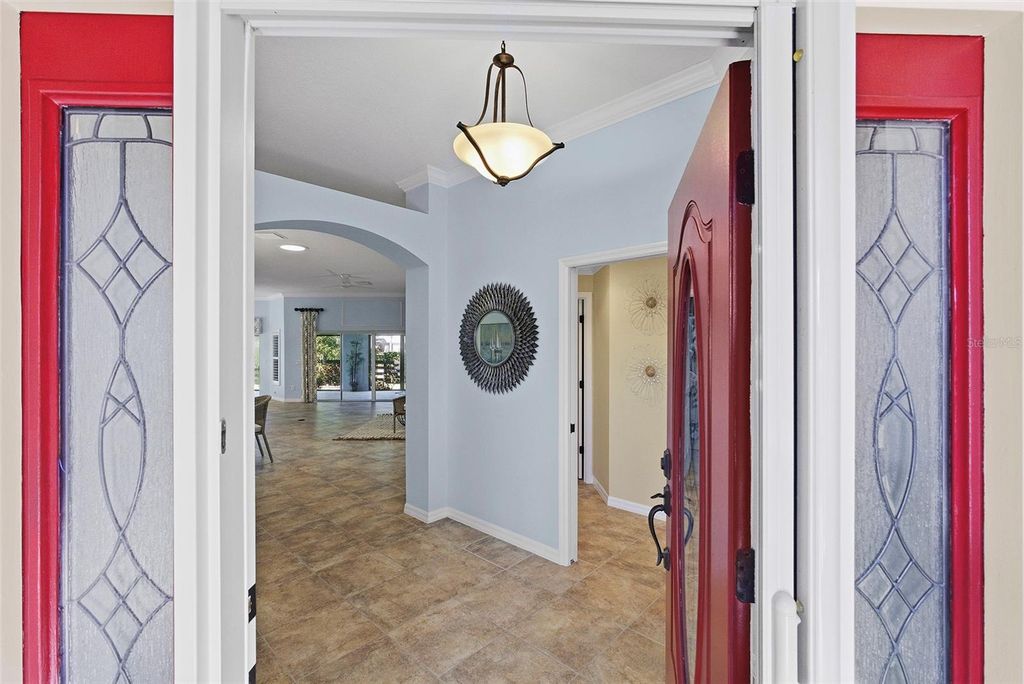 Image 5 of property listing at 1350 CENTERVILLE PLACE, The Villages, FL 32162