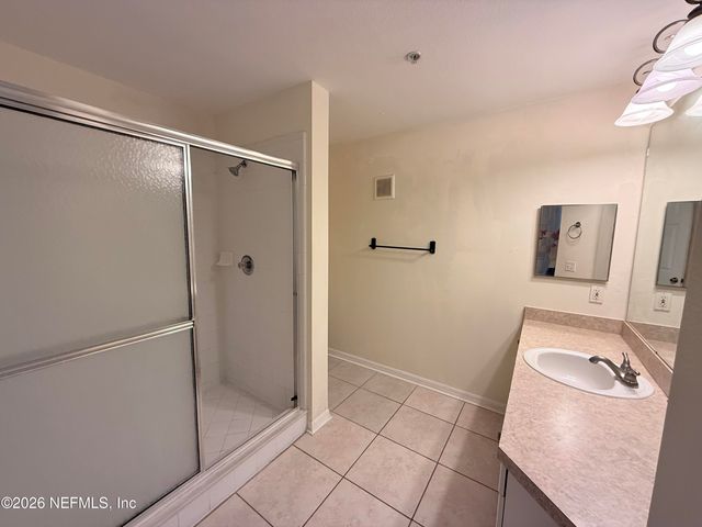 3591 KERNAN Boulevard S 607, Jacksonville, FL 32224