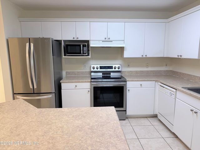 3591 KERNAN Boulevard S 607, Jacksonville, FL 32224