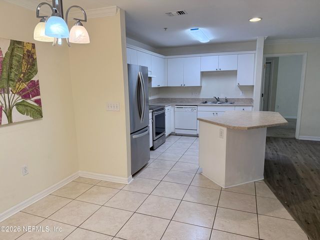 3591 KERNAN Boulevard S 607, Jacksonville, FL 32224