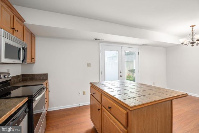 5124 PECAN DR, Fredericksburg, VA 22407