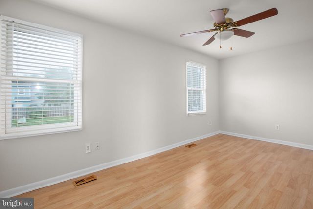5124 PECAN DR, Fredericksburg, VA 22407