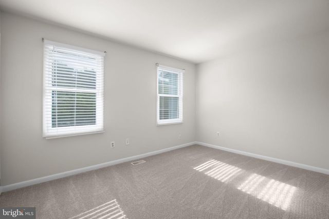 5124 PECAN DR, Fredericksburg, VA 22407