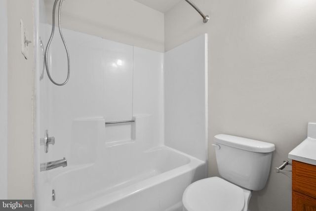 5124 PECAN DR, Fredericksburg, VA 22407