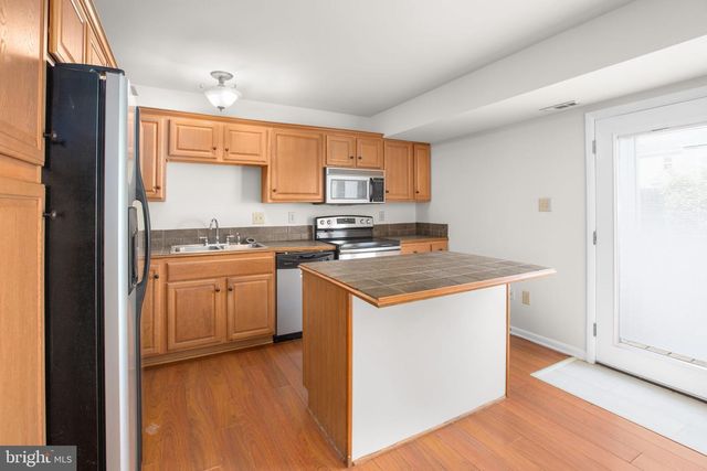5124 PECAN DR, Fredericksburg, VA 22407