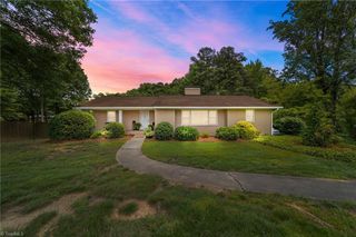1805 Guilford College Road, Jamestown, NC 27282