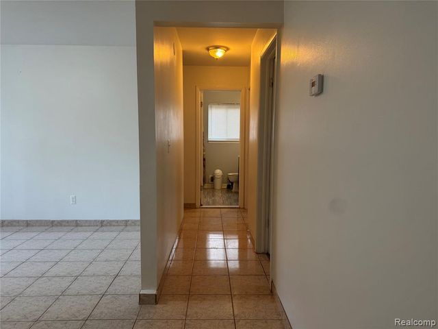 35055 Eden Park Drive, Sterling Heights, MI 48312