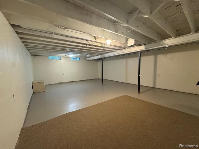 35055 Eden Park Drive, Sterling Heights, MI 48312