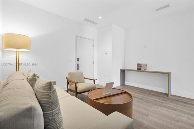 229 SW 9th Street 404, Miami, FL 33130
