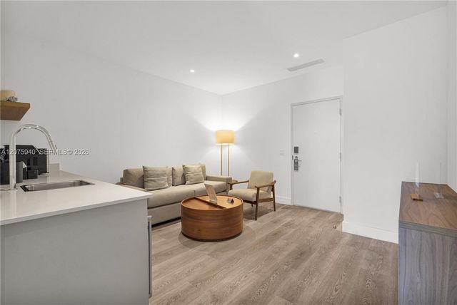 229 SW 9th Street 404, Miami, FL 33130