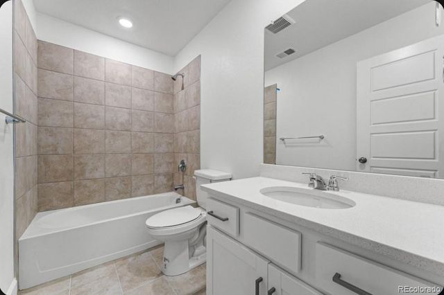 8954 Whiteclover Street, Littleton, CO 80125