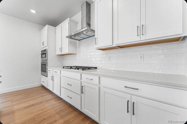 8954 Whiteclover Street, Littleton, CO 80125
