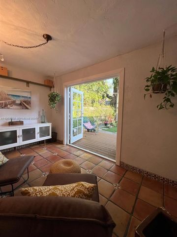 551 NE 69th St 1&2, Miami, FL 33138