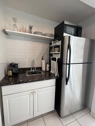 551 NE 69th St 1&2, Miami, FL 33138