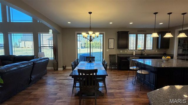 6107 Knights Table Court, St Charles, MO 63304