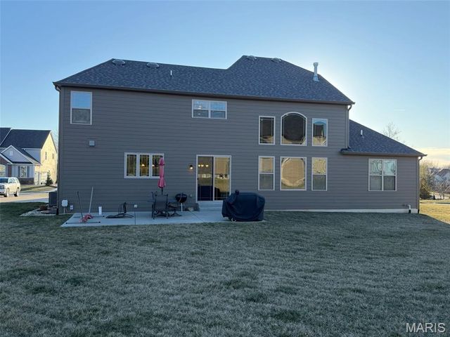 6107 Knights Table Court, St Charles, MO 63304