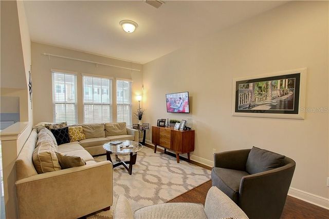 94 BOARDWALK AVENUE, Oviedo, FL 32765