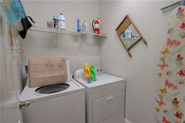 94 BOARDWALK AVENUE, Oviedo, FL 32765