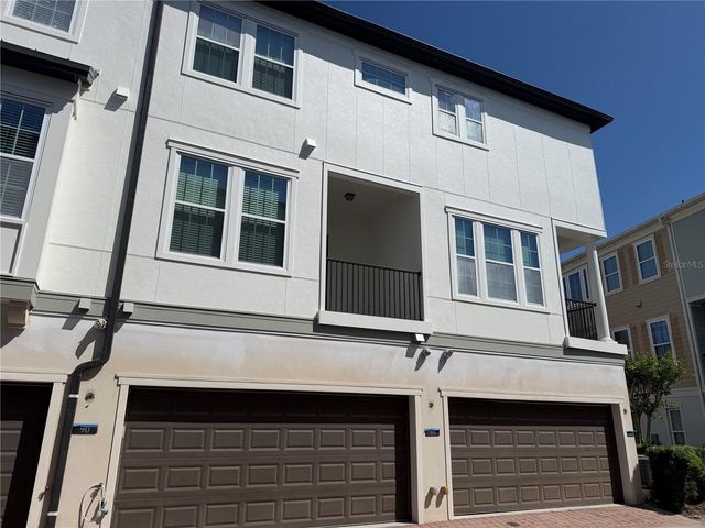 94 BOARDWALK AVENUE, Oviedo, FL 32765