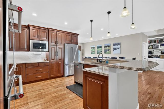 4425 Lookout Point Drive, Augusta, MO 63332