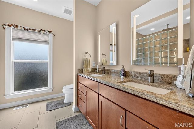 4425 Lookout Point Drive, Augusta, MO 63332